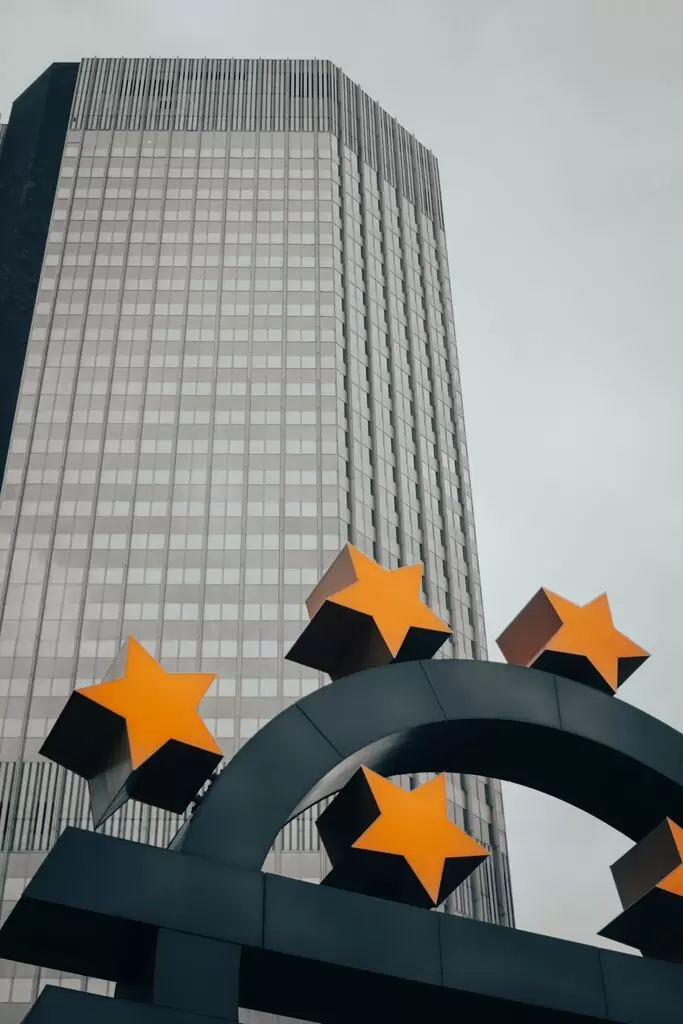 Central Bank Digital Currencies (CBDCs): Opportunities and Challenges Ahead