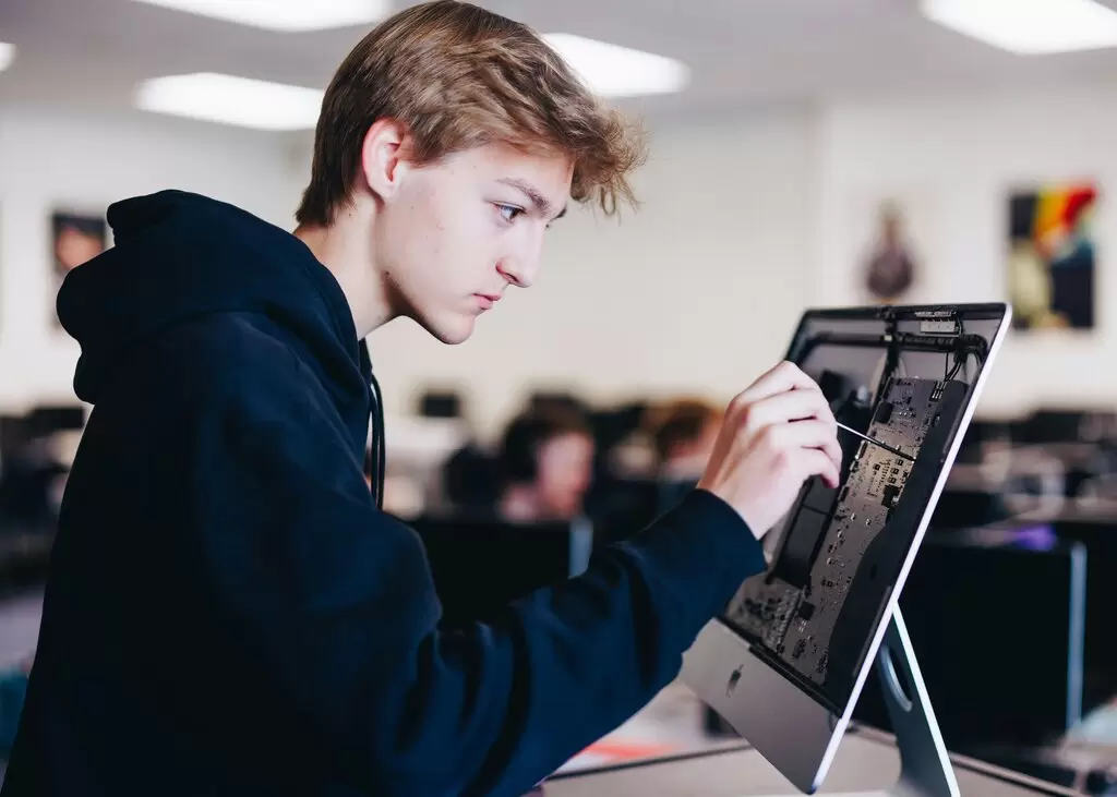 The Future of Educational Technology: How Artificial Intelligence is Transforming the Classroom
